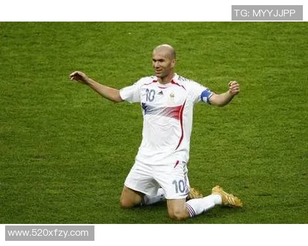 足球球星女粉丝的魅力与热情:她们为偶像倾心的故事与背后支持